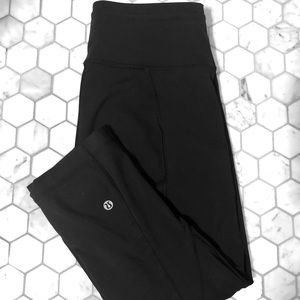 (Sold) Lululemon 🍋 Cropped Leggings